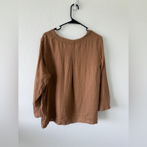 J. Jill Tan V-Neck Blouse - Picture 5 of 8